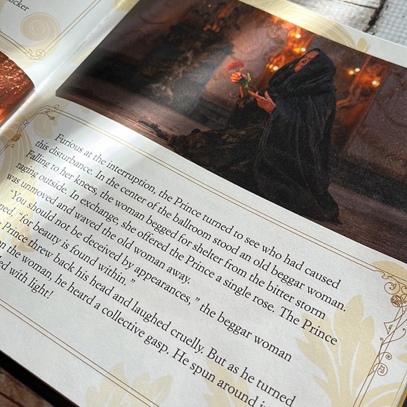 Beauty And The Beast Sing Along Story Book 2017 - Picture 6 of 11